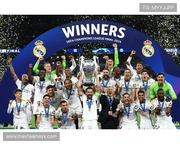 奥萨苏纳定位球表现出色，精准传球助攻频频